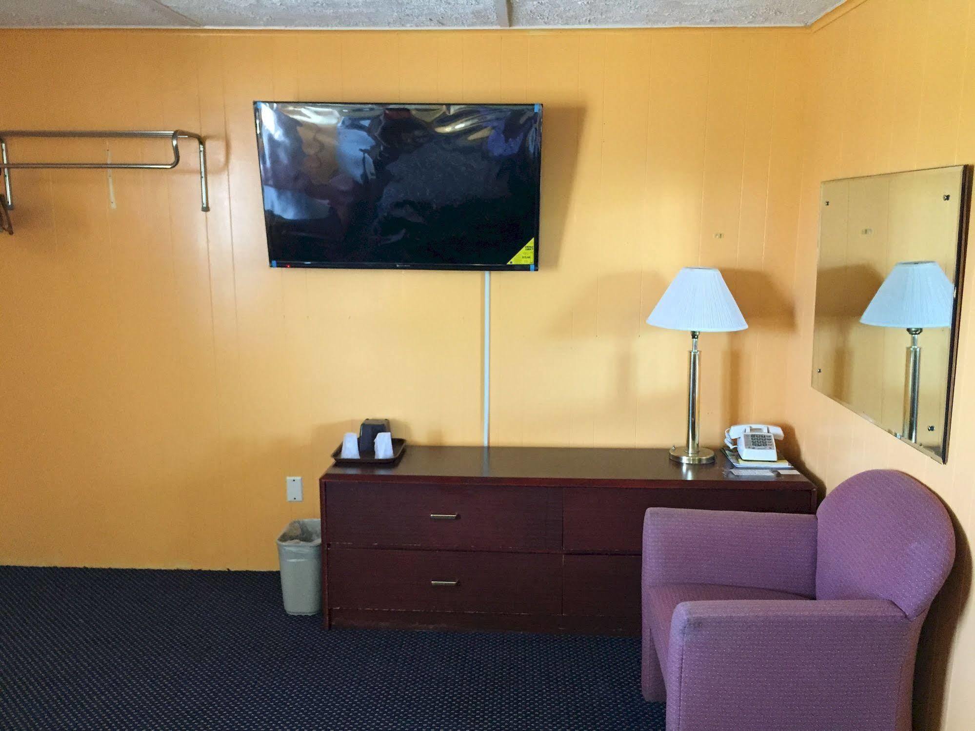 Timberly Motel เกย์ลอร์ด ภายนอก รูปภาพ