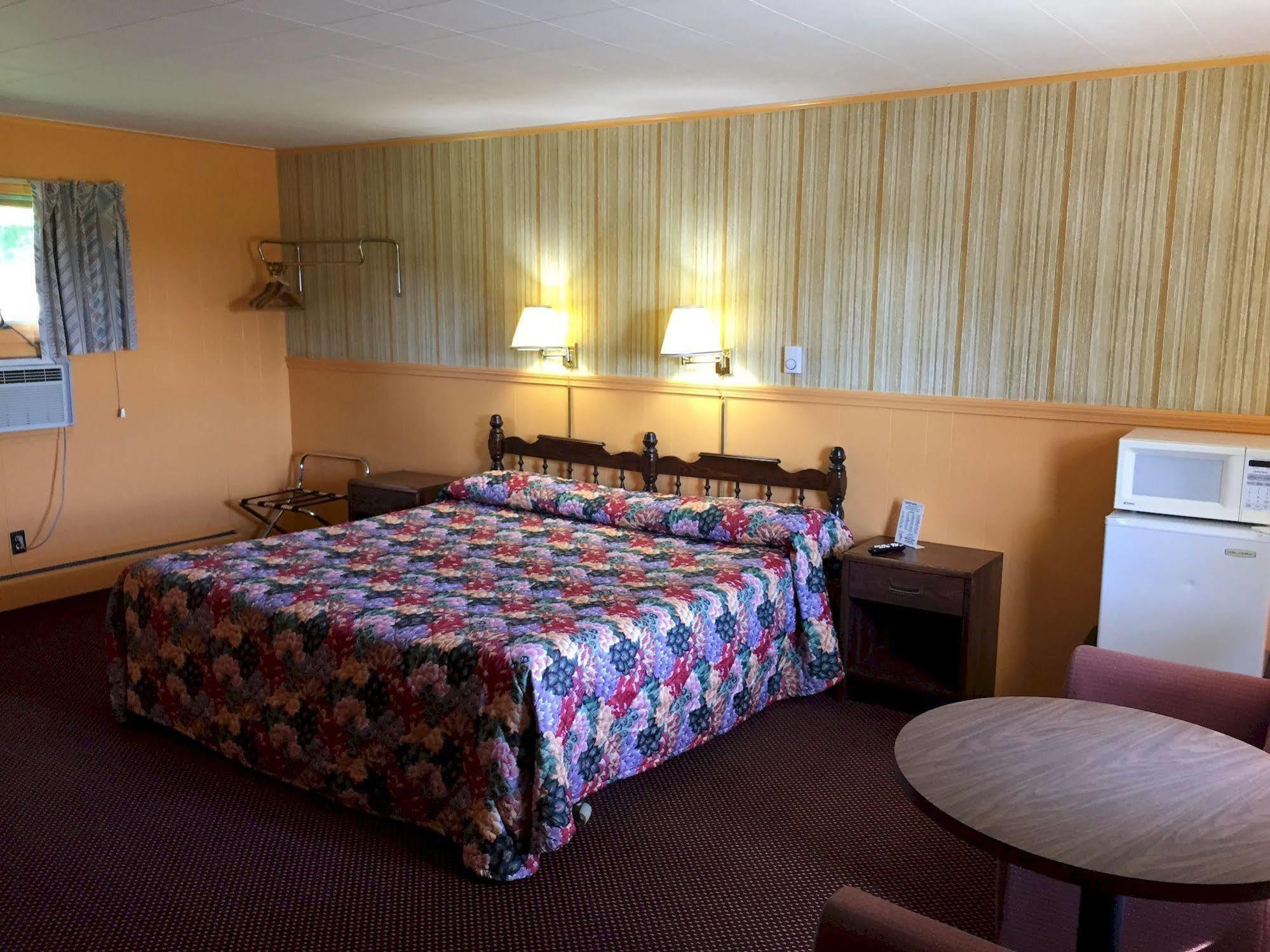 Timberly Motel เกย์ลอร์ด ภายนอก รูปภาพ