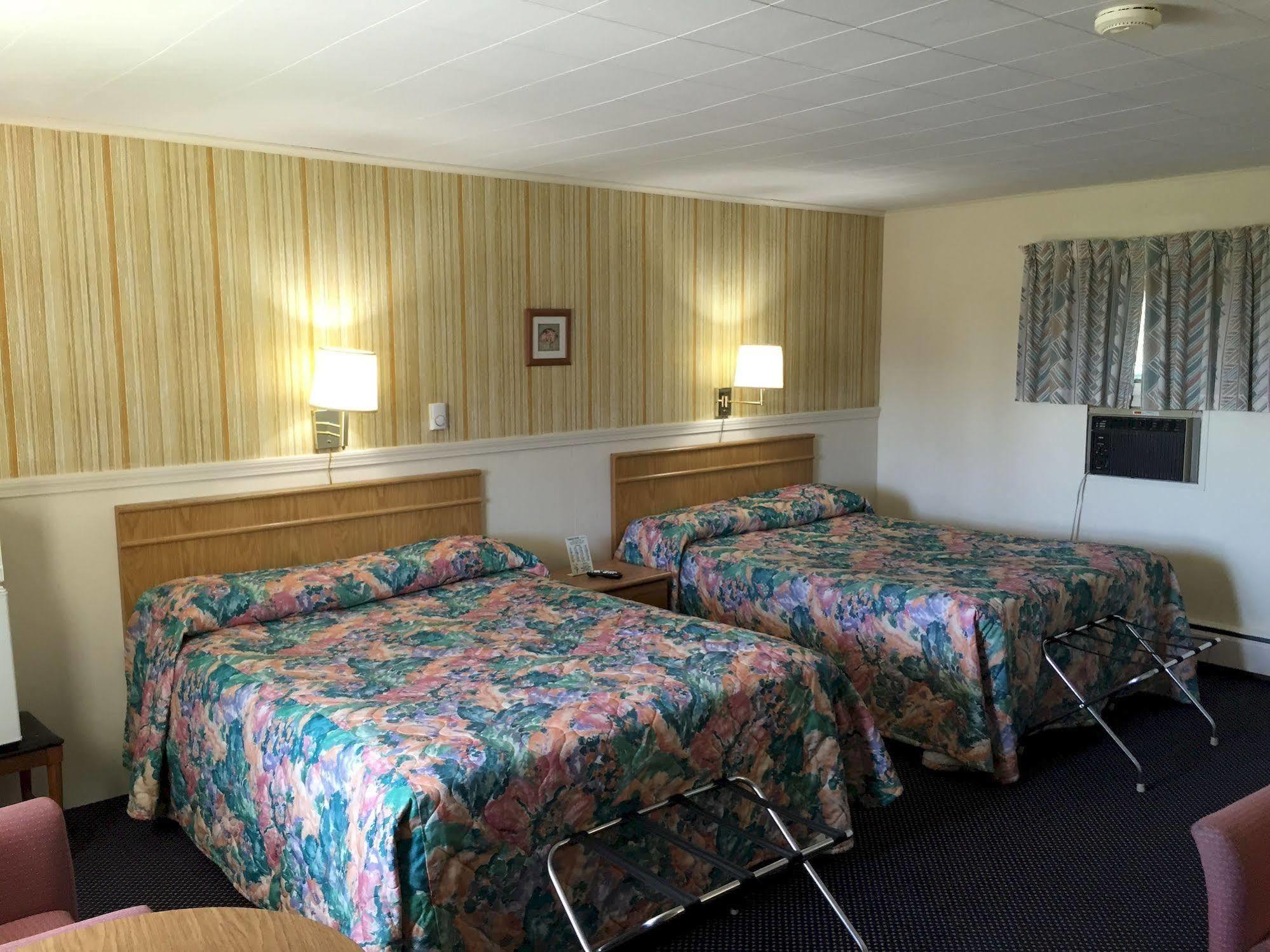 Timberly Motel เกย์ลอร์ด ภายนอก รูปภาพ